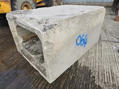 Lot 200cm x 140cm x 105cm Concrete Culvert (100cm x 60cm Inner)