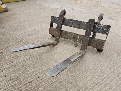 Lot Pallet Forks to suit Volvo Wheeled Loader