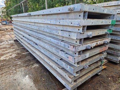 Lot 600cm x 125cm Mills Pano Horizontal Formwork Platform (8 of)