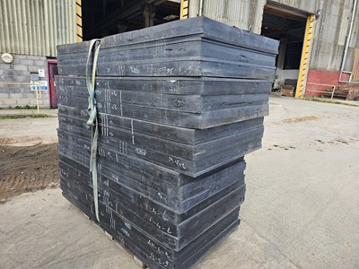 Lot Pallet of Rubber Padded Matting