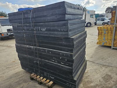 Lot Pallet of Rubber Padded Matting