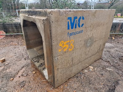 Lot 353 - 140cm x 140cm x 200cm Concrete Culvert, 100cm x 100cm Centre