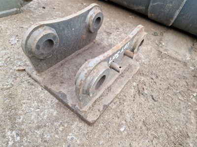 Lot 307 - Head Stock 45mm Pin to suit 4-6 Ton Excavator