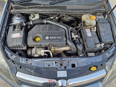 Lot 38 - 2006 Vauxhall Astra 1.7 Sportive CDTi 6 Speed Van, A/C (Category N Insurance Loss)