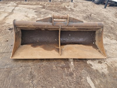 Lot 353 - 72" Grading Bucket 65mm Pin to suit 13 Ton Excavator