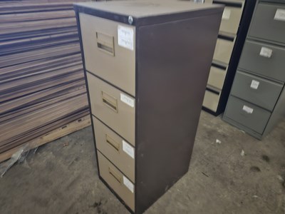 Lot 4 Drawer Filing Cabinet