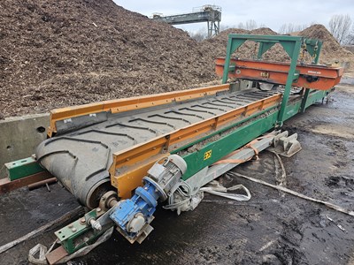 Lot 30' 400Volt Conveyor, Mag Belt, Legs