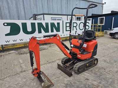 Lot 2014 Kubota K008-3 Rubber Tracks, Blade, Offset, Piped, Expanding Undercarriage, Roll Bar