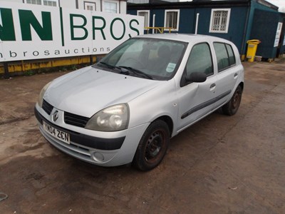 Lot 2004 Renault Clio Authentique Dci 65, 5 Speed