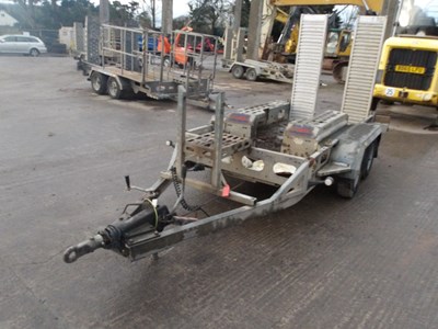 Lot Indespension 2.7 ton Twin Axle Plant Trailer, Ramps, Track Box