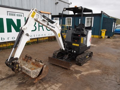 Lot 2022 Bobcat,E19,Rubber Tracks ,Blade, Offset, Piped, Manual QH , Expanding Undercarriage