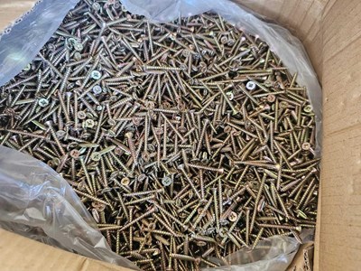 Lot Unused Box of 4x35 Chipboard Screws (25kg) (4 of)