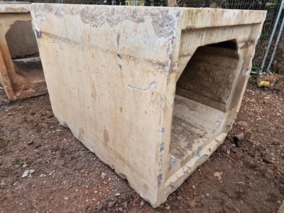 Lot 600 - 140cm x 140cm x 200cm Concrete Culvert, 100cm x 100cm Centre, 5.5Ton