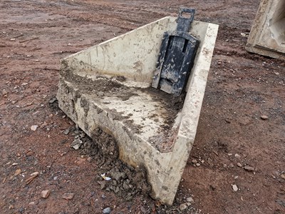 Lot 628 - 50cm to 145cm x 90cm Headwall with Gate Valve, 40cm to 130cm Centre