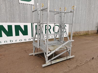 Lot Galvanised Platforms (1 Pair)