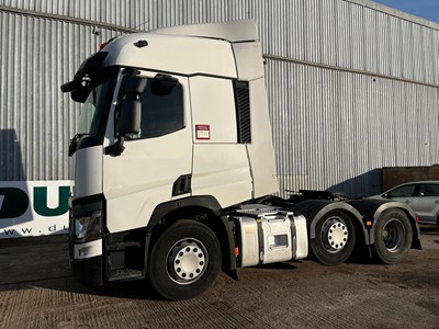 Lot 2015 Renault T460 Tractor Unit, 6x2 Mid Lift, Automatic Gear Box, Sleeper Cab, A/C, Climate Control (Reg. Docs. Available, Tested 04/25)