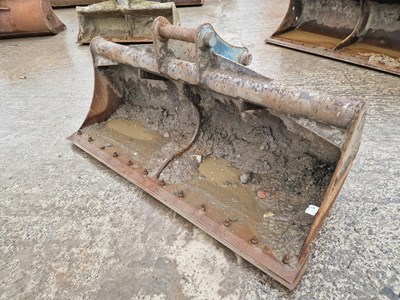 Lot 355 - Euro-Fab 70" Grading Bucket 65mm Pin to suit 13 Ton Excavator