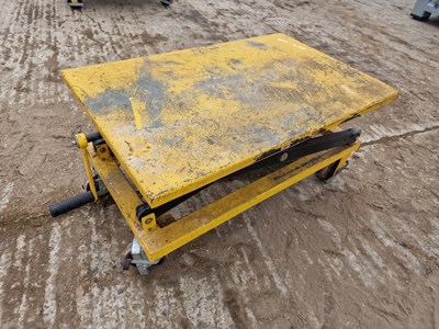Lot 232 - Mobile Scissor Lift Working Platform