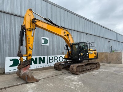Lot 47 - 2017 JCB JS220LC+, 700MM Steel Tracks, Hydraulic Quick Hitch, Piped, Boxing Ring, LED Lights, Ad Blue