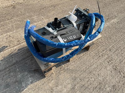 Lot 47 - Unused Sailing 35 Hydraulic Breaker On 30MM Pins To Suit Mini Excavator