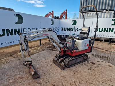 Lot 255 - 2010 Takeuchi TB108 Rubber Tracks, Blade, Offset, Piped, Expanding Undercarriage, Folding Roll Bar, 30", 24", 18", 12" Bucket