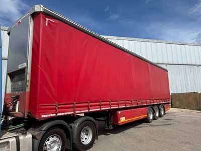 Lot 2007 SDC Curtainsider Trailer