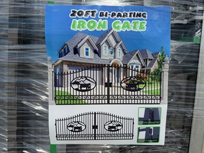 Lot 142 - UNRESERVED-Pair Of 20 Ft Unused Bi Parting Gates Cow Design (1 Of)