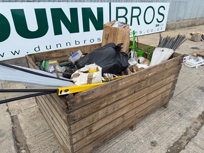 Lot 131 - UNRESERVED - Pallet Box Of Misc Tools Straps ,Spirit Level , Pipes Light, Mats ETC ETC ETC