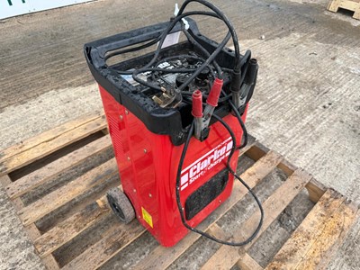 Lot 119 - UNRESERVED - Clarke 12v /24v Start & Charge