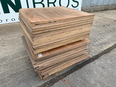 Lot 117 - UNRESERVED - 4Ft x 4Ft Pallet Boards (2 Of)