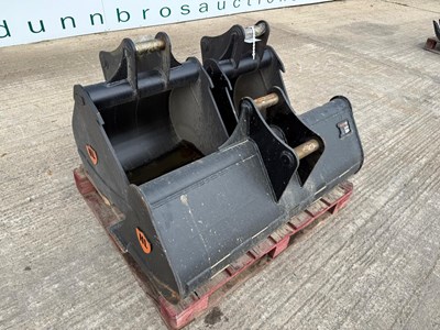 Lot 95 - Unused 3 Hardlife Digging Buckets 47", 23" and 17" Bucket On 45mm Pins to Suit 4-8 Ton Excavator