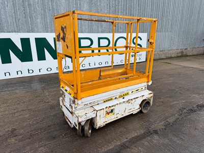 Lot 20 - 2010 Custom HB1030E Self Propelled Battery Scissor Lift 4.8M Working Height