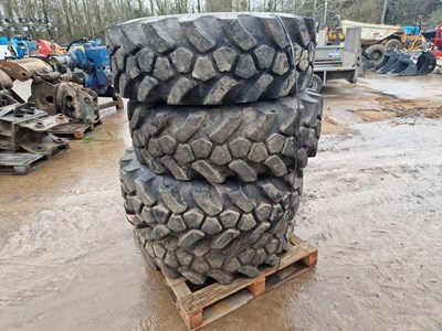 Lot 569 - JCB 15.5-25 Tyre (4 of)