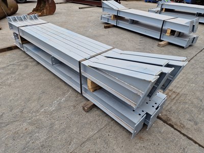 Lot Steel Framed Building 30' x 20' x 10', 2 x 15' Bays, 12.5° Roof Pitch, 6 x Stanchions, 6 x Rafters, Purlin Cleats Spaced to suit Fibre Cement/Steel Roof Sheets