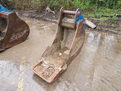 Lot Euro-Fab 24" Digging Bucket 80mm Pin to suit 20 Ton Excavator