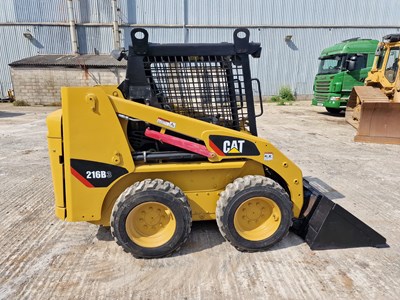 Lot 2012 CAT 216B3 Skidsteer Loader, Piped, Bucket