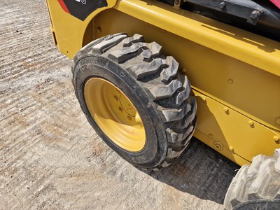 Lot 2012 CAT 216B3 Skidsteer Loader, Piped, Bucket