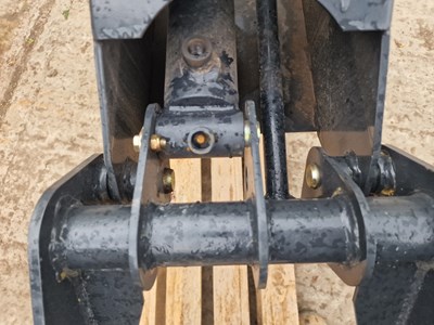 Lot Unused Haner HWG100 Hydraulic Rotating Log Grab to suit Crane