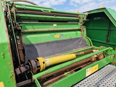 Lot 136 - 2007 McHale Fusion Single Axle PTO Driven Baler & Wrapper