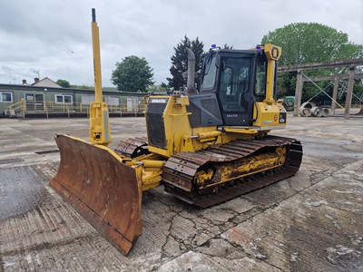 Lot 2004 Komatsu D41P-6, 6 Way Pat Blade, Trimble GPS Ready, A/C (EPA Compliant)