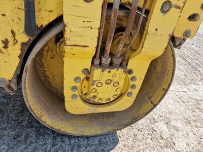 Lot 2000 Bomag BW80ADH-2 Double Drum Vibrating Roller, Roll Bar, 800mm Drum