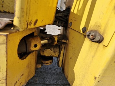 Lot 2000 Bomag BW80ADH-2 Double Drum Vibrating Roller, Roll Bar, 800mm Drum