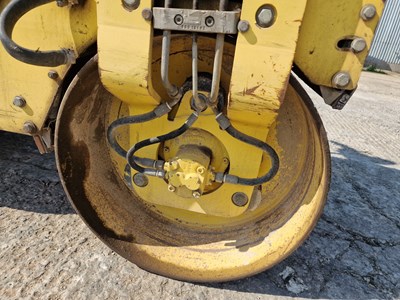 Lot 2000 Bomag BW80ADH-2 Double Drum Vibrating Roller, Roll Bar, 800mm Drum