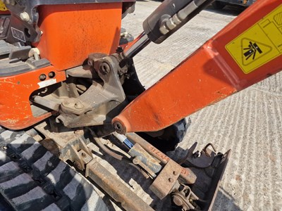 Lot 2018 Kubota K008-3 Rubber Tracks, Blade, Offset, Piped, Expanding Undercarriage, Roll Bar