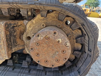 Lot 2018 Kubota K008-3 Rubber Tracks, Blade, Offset, Piped, Expanding Undercarriage, Roll Bar