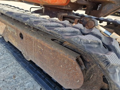 Lot 2018 Kubota K008-3 Rubber Tracks, Blade, Offset, Piped, Expanding Undercarriage, Roll Bar