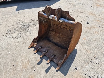 Lot 36" Digging Bucket 60mm Pin to suit 10-12 Ton Excavator