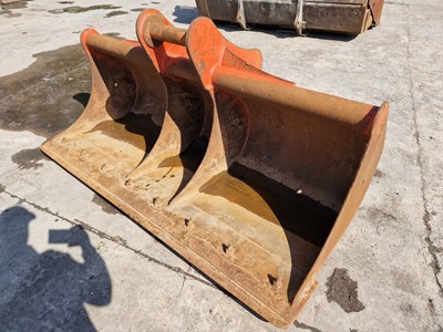 Lot 80" Grading Bucket 80mm Pin to suit 20 Ton Excavator