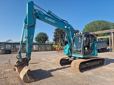 Lot 376 - 2015 Kobelco SK140SRLC-3 700mm Pads, CV, Geith Hydraulic QH, Piped, Reverse Camera, A/C, 72" Bucket