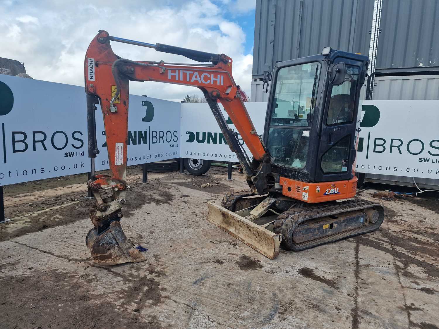 Lot 2019 Hitachi ZX26U-6 Rubber Tracks, Blade, Offset, Whites Manual QH, Piped